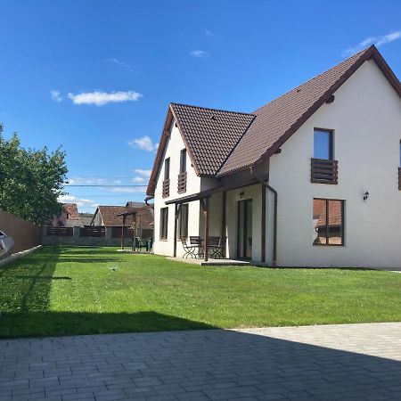 Fenyo Apartman House Ii. Odorheiu Secuiesc Esterno foto