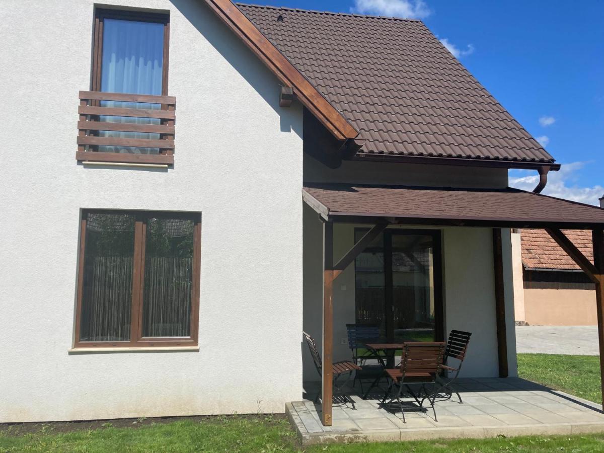 Fenyo Apartman House Ii. Odorheiu Secuiesc Esterno foto